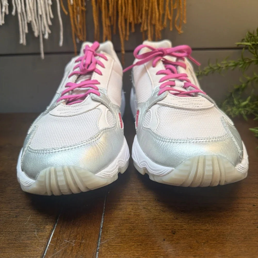 Adidas Originals Falcon Sneakers D96757 Orchid Tint/Silver SZ 9.5 NEW